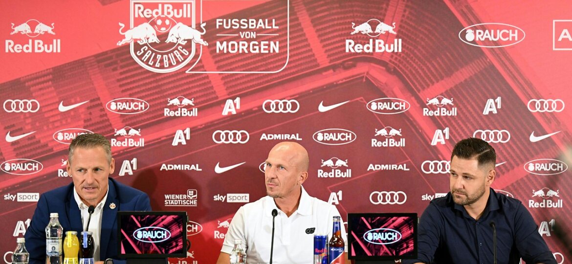 1885640_bigpicture_706771_fussball_pk_red_bull_salzburg_vorstellung_neuer_cheftrainer_-_reiterstruberseonbuchner_